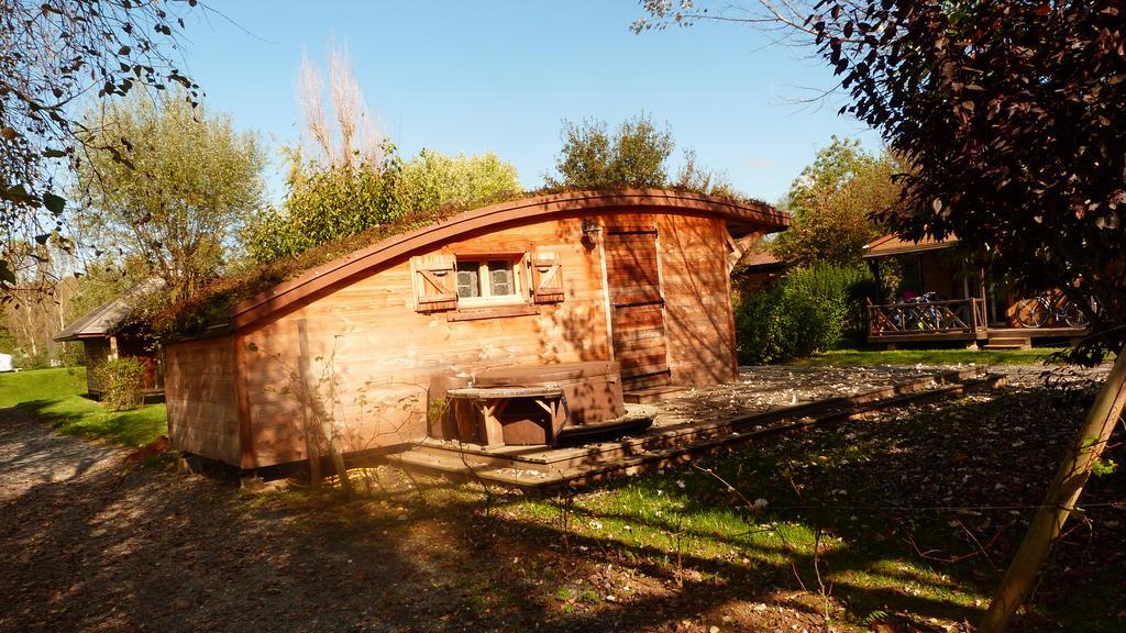 Camping Les Portes Du Beaujolais Anse Exterior photo