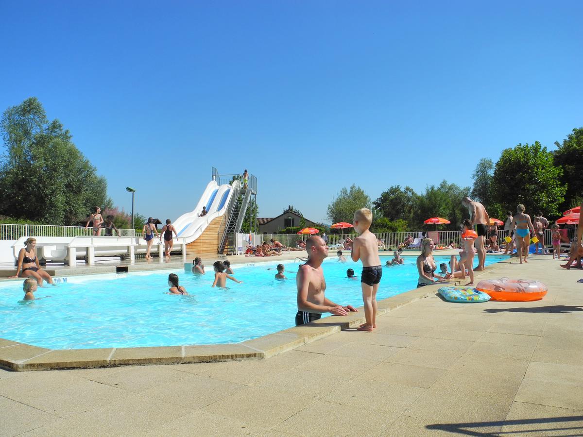 Camping Les Portes Du Beaujolais Anse Exterior photo