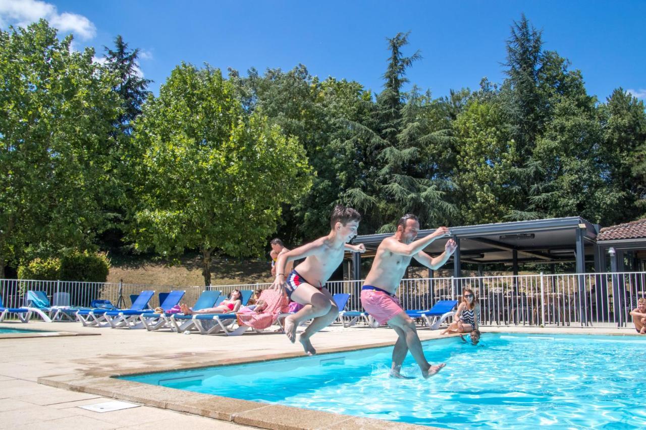 Camping Les Portes Du Beaujolais Anse Exterior photo