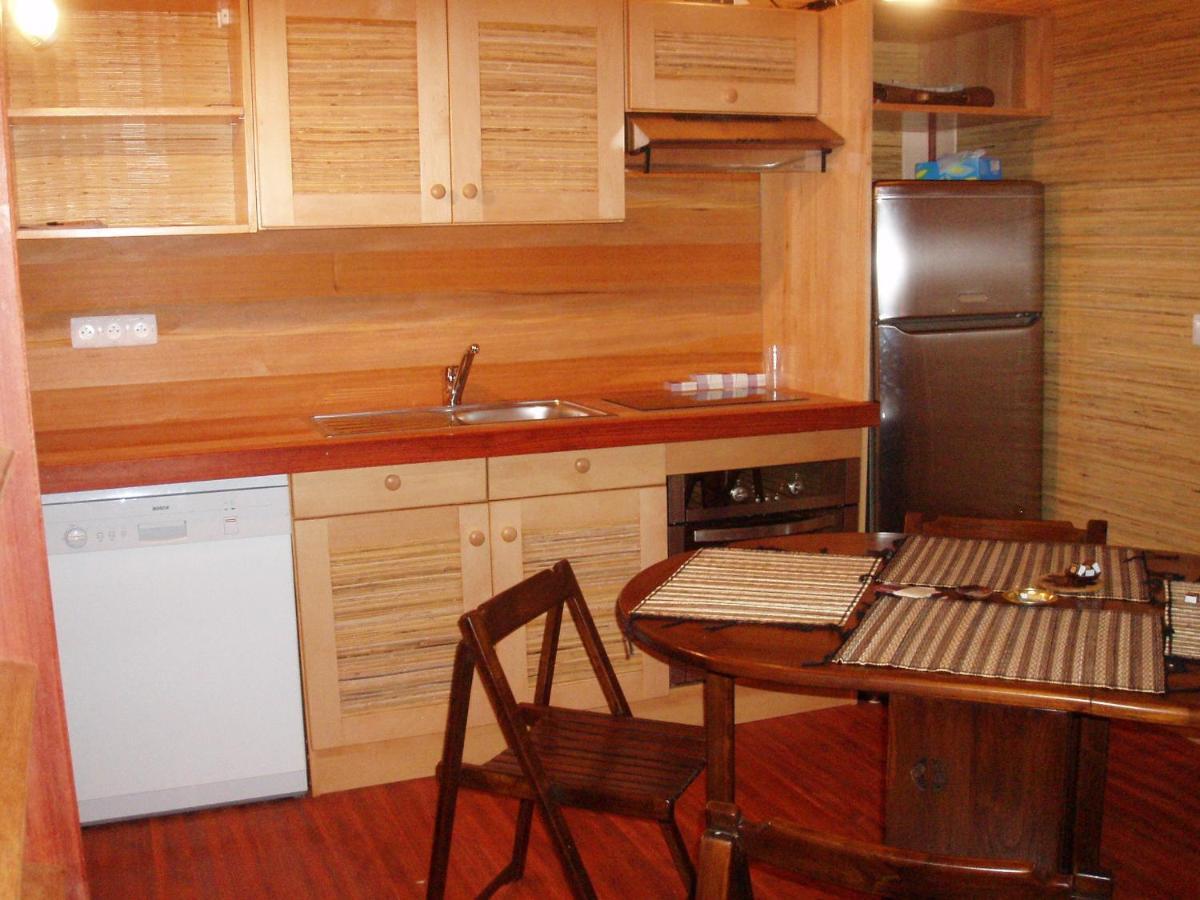 Camping Les Portes Du Beaujolais Anse Room photo